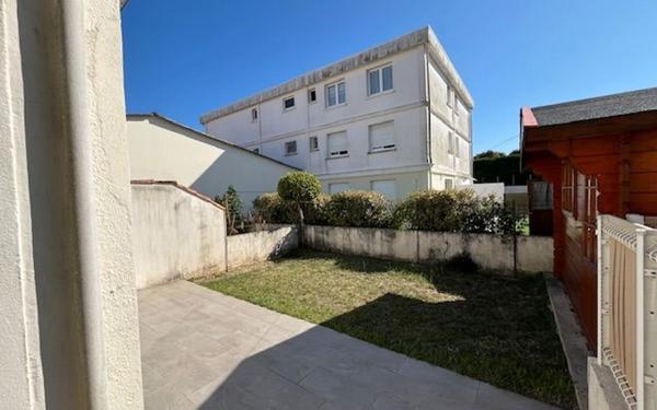 Appartement à louer    2 pièces •  Royan