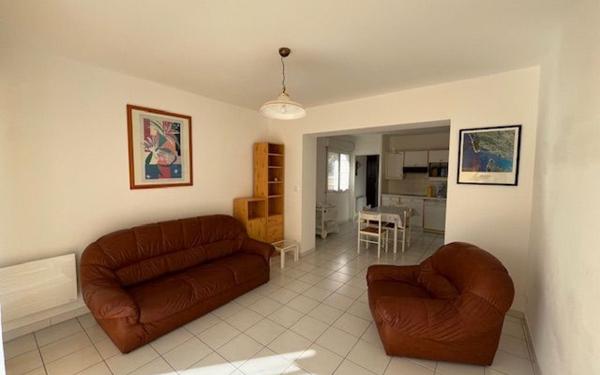 Appartement à louer    2 pièces •  Royan