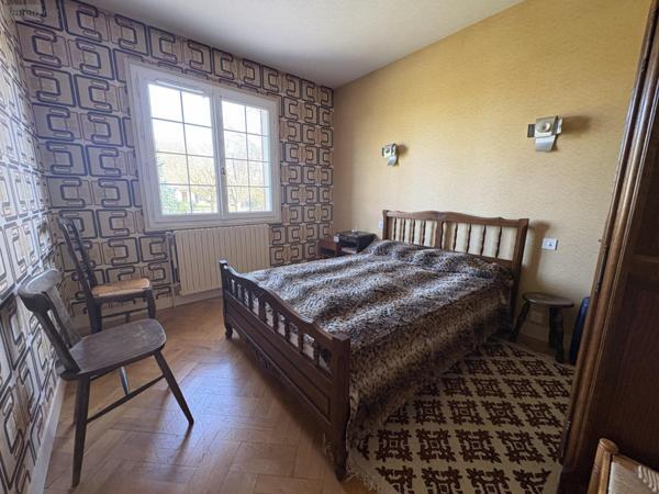 Pavillon à vendre à Les Villages-Vovéens dans l'Eure-et-Loir (28150), ref : 72   
Plan d'eau