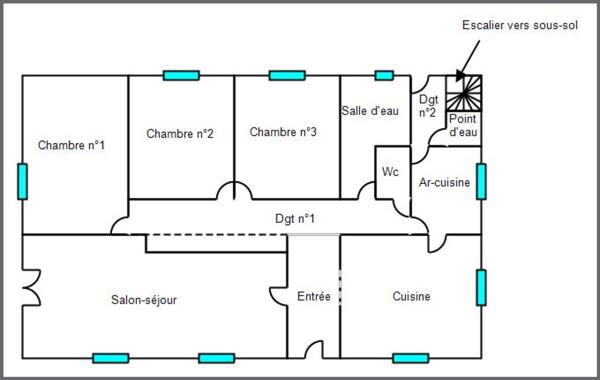 Maison à BRESSUIRE, 79300 - 6 pièces 102m²
