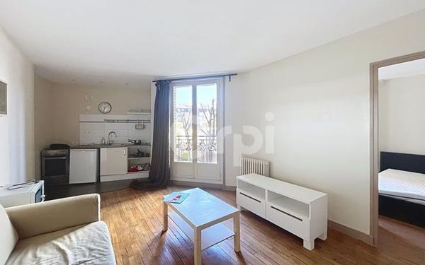 Appartement à vendre    2 pièces • 32,24 m2 Paris 15