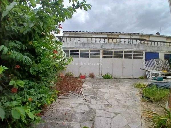 Vente                                                      Maison
                        
                                                            à Valenton