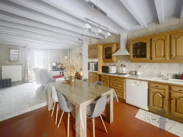 Vente                                                      Maison
                        
                     4 pièces                      96 m2                     à Dourdan
