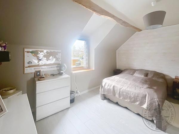 Vente                                                      Maison
                        
                     4 pièces                      96 m2                     à Dourdan