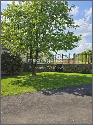 Maison à ERNEE, 53500 - 6 pièces 124m²