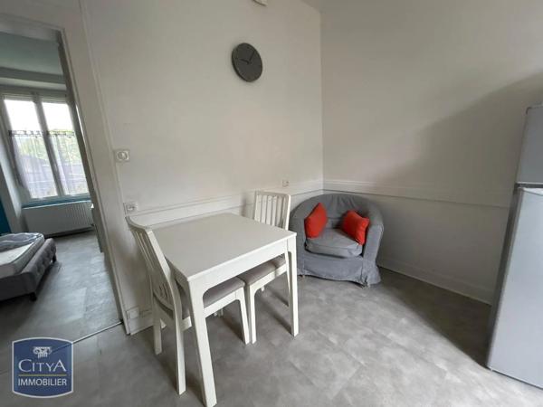 Appartement à louer 1 pièce 25.99m²