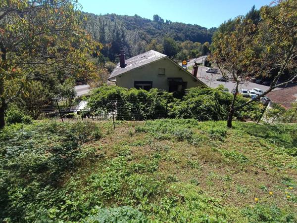 Maison Type T7, 5 chambres, 3 terrasses, garages, sur terrain d’environ 1151 m²