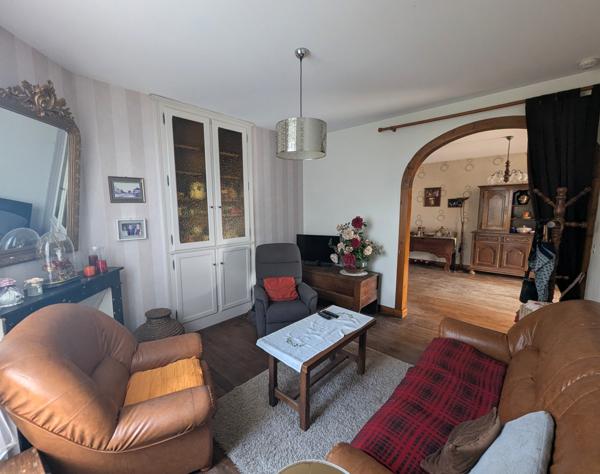 Maison de ville avec jardin et garage !
