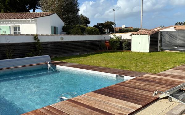 Maison à vendre    5 pièces • 104,64 m2 Le Bois-Plage-en-Ré