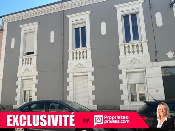 Roanne  Immeuble rénové avec cour intérieure