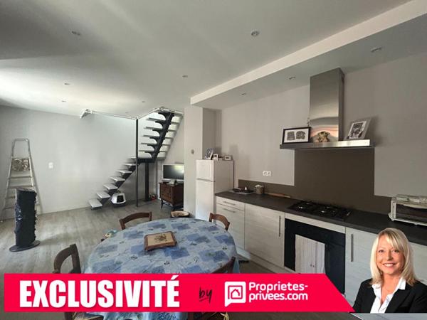 Roanne  Immeuble rénové avec cour intérieure