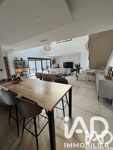 Maison à vendre 3 pièces 130 m² Poulx