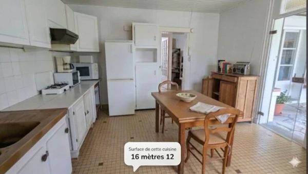 Vente                                                      Maison
                        
                     4 pièces                      95 m2                     à Nantes