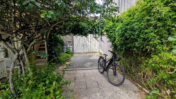 Vente                                                      Maison
                        
                     4 pièces                      95 m2                     à Nantes