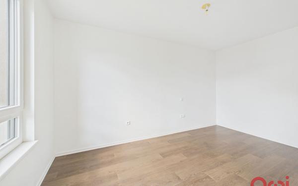 Appartement à vendre    1 pièce •  Hoenheim