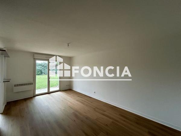 Location Appartement 2 pièces 46.2 m² - 23 AVENUE VICTOR HUGO - APT F2 Negrepelisse 82800