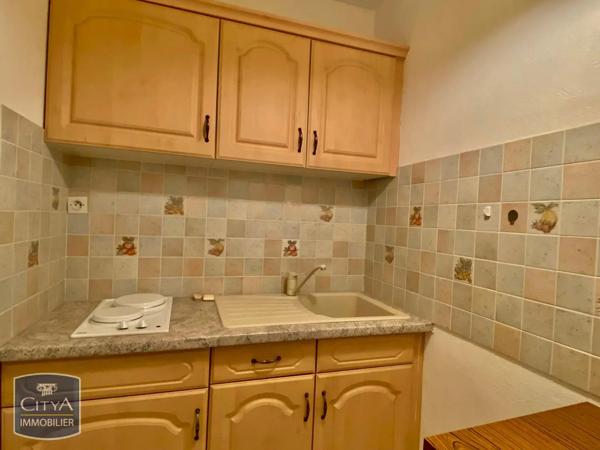 Appartement à louer 2 pièces 46.07m² Tours (37100)