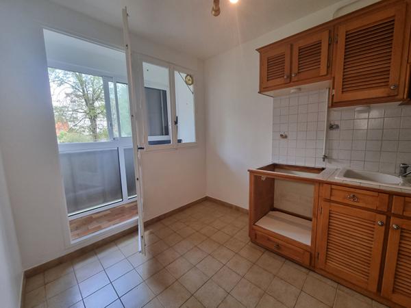 Appartement Neuilly Sur Marne 1 pièce(s) 33.18 m2