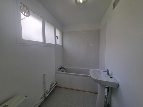 Appartement Neuilly Sur Marne 1 pièce(s) 33.18 m2