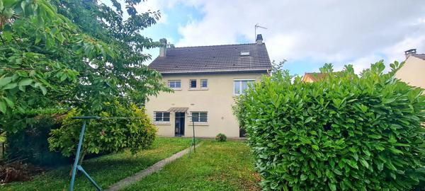 Pavillon 6 pièces - 4 chambres