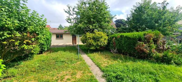 Pavillon 6 pièces - 4 chambres