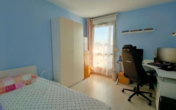 Appartement à vendre    5 pièces • 101,75 m2 Bussy-Saint-Georges