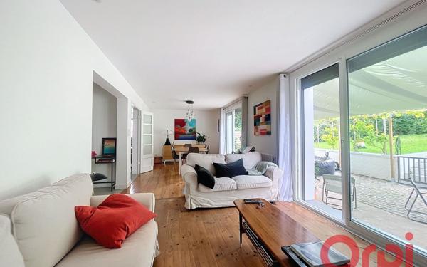 Maison à vendre    5 pièces • 146 m2 Décines-Charpieu