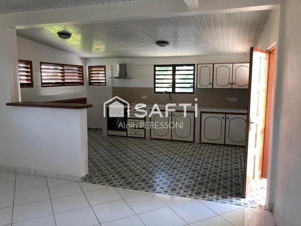 Ensemble Immobilier de 6 logements loués Bourda