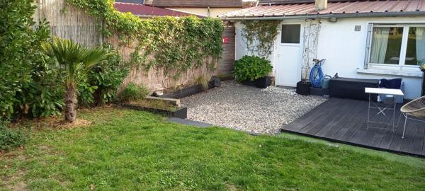 Maison de bourg Ecommoy 70 m² 3 chambres