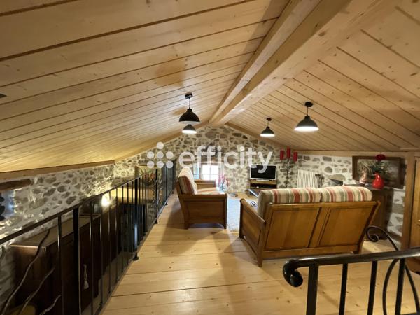 Maison 3 pièces - 102 m²