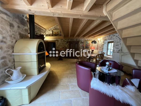 Maison 3 pièces - 102 m²