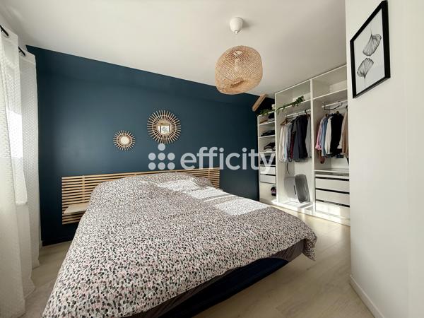 Maison 6 pièces - 101 m² Exclusivité efficity