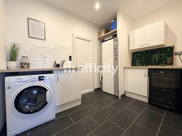 Maison 6 pièces - 101 m² Exclusivité efficity