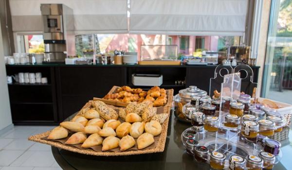BALAGNE - HOTEL-BUREAU MURS & FONDS 19 CHAMBRES PISCINE