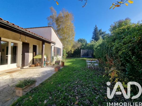 Maison à vendre 5 pièces 137 m² Arveyres