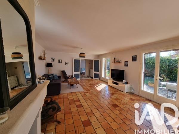 Maison à vendre 5 pièces 137 m² Arveyres