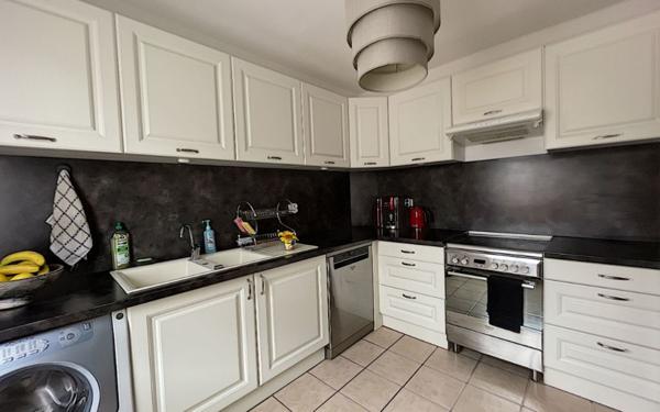 Maison à louer    4 pièces •  Marcilly-en-Villette