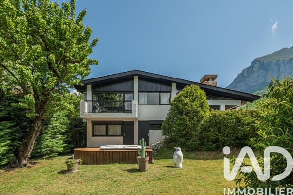 Maison à vendre 7 pièces 171 m² Saint-Égrève