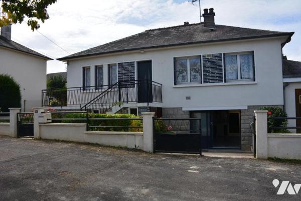 Vente sur le commune de Château-Gontier-Sur-Mayenne une maison avec jardin et garage 