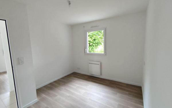 Maison à louer    4 pièces • 84,07 m2 Plougourvest