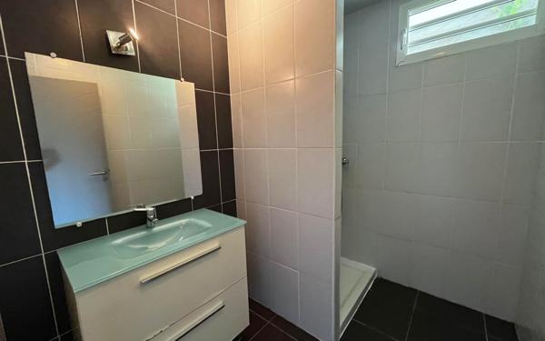 Appartement à vendre    3 pièces • 62,08 m2 Remire-Montjoly