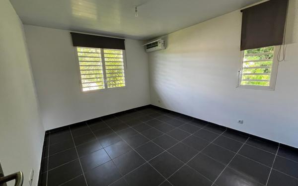 Appartement à vendre    3 pièces • 62,08 m2 Remire-Montjoly