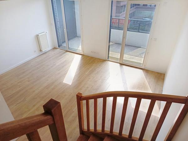 Magnifique Duplex 3P Résidence Récente Gare RER Cergy-Préfecture