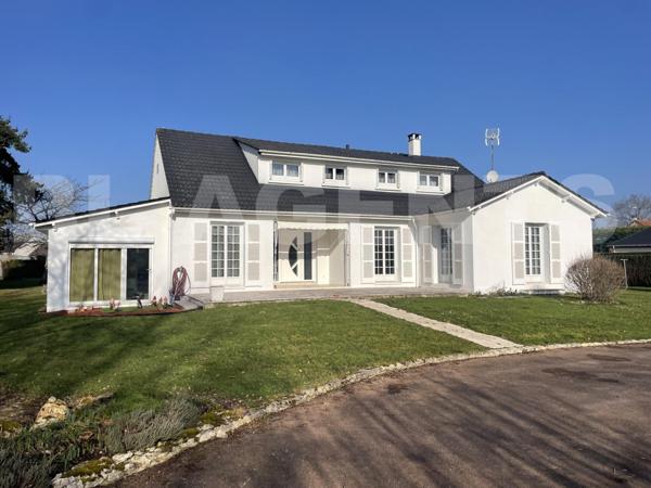 MAISON VILLA 215m² 5 CHAMBRES