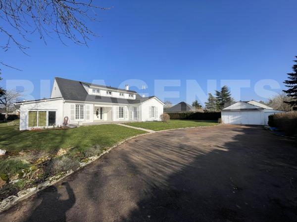 MAISON VILLA 215m² 5 CHAMBRES