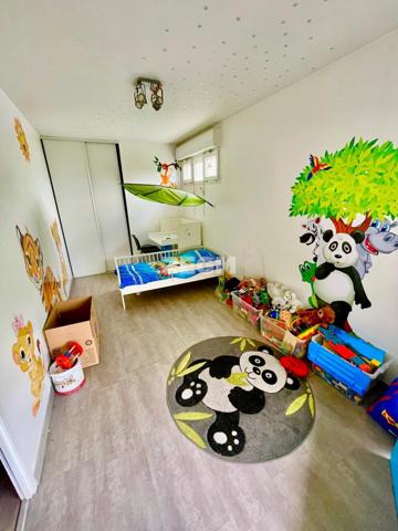 Sevran (93270) Duplex 4 pièces 109 m2 hyper centre ville.