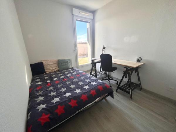 T4 avec terrasse panoramique et deux parkings