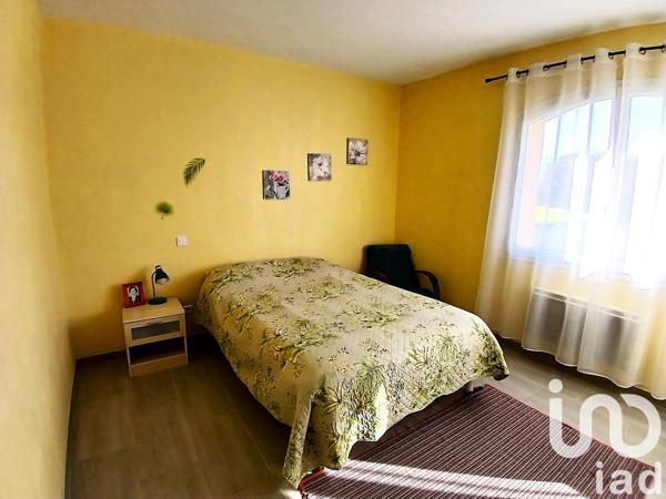 Ferme 7 pièces de 200 m² à Castelmayran (82210)