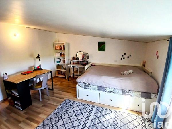 Ferme 7 pièces de 200 m² à Castelmayran (82210)