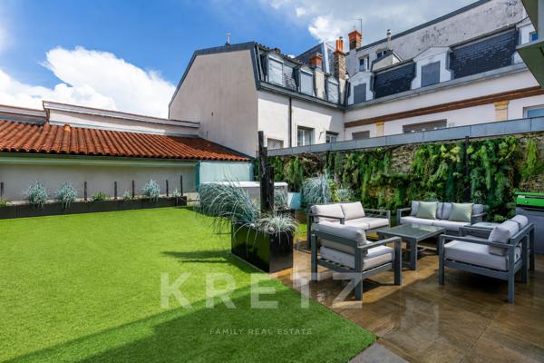 Duplex toit-terrasse d’architecte au cœur de la Presqu’île